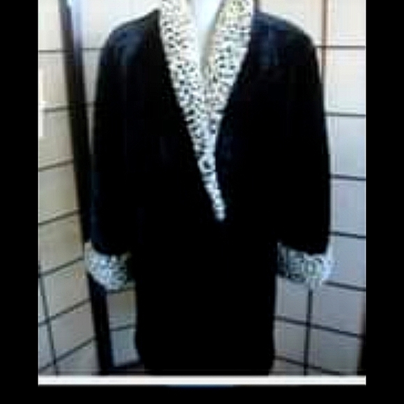 NEW FAUX FUR COAT WITH LEOPARD ANIMAL PRINT SIZE MEDIUM - Picture 3 of 13